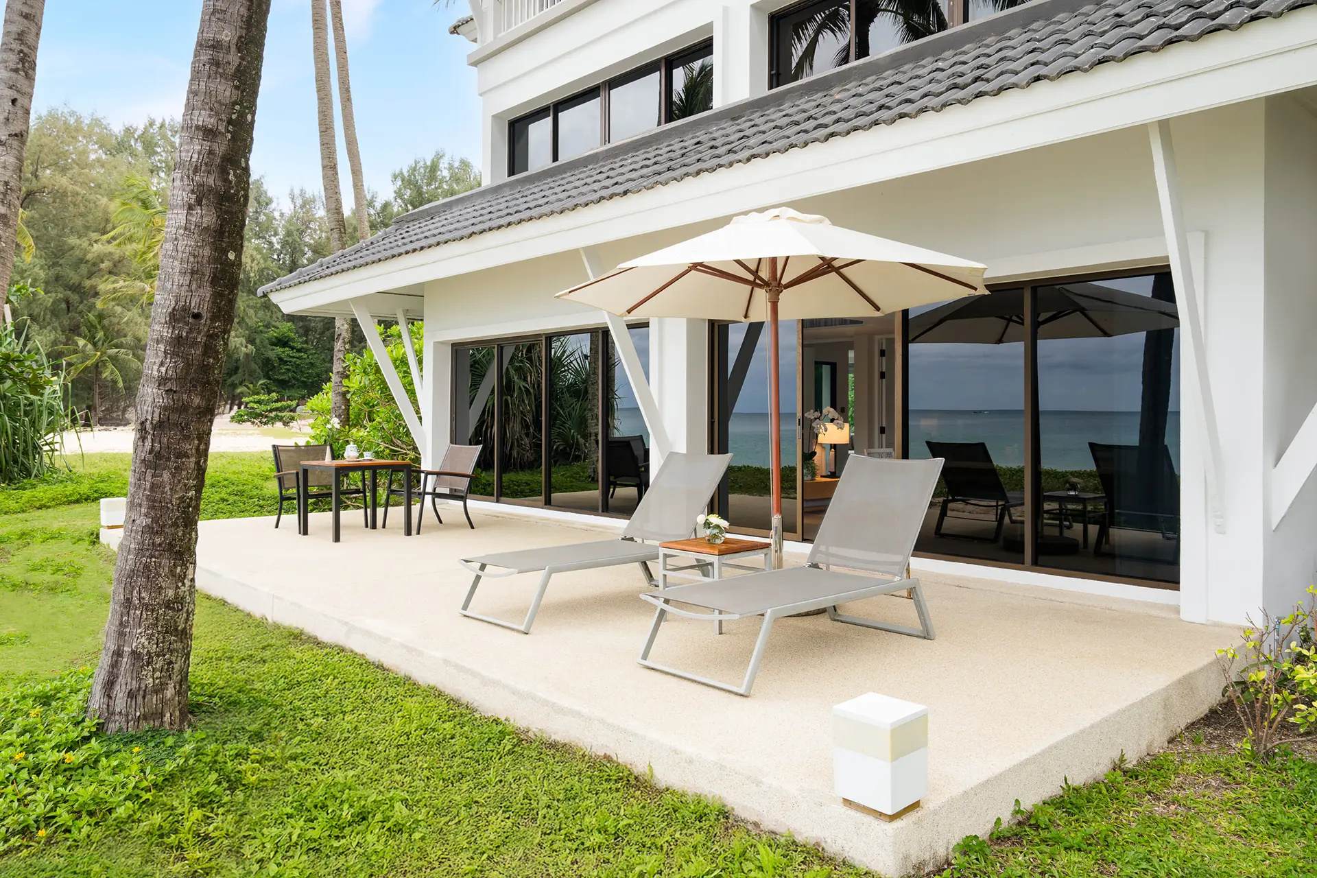 Beach Access Suite