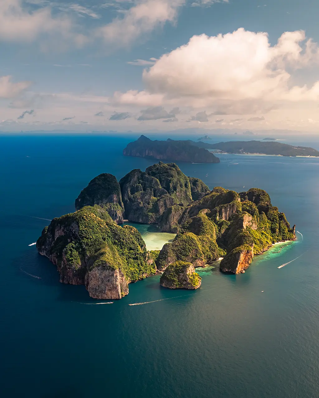 Dino Dreams & Island Scenes: Explore Thailand’s Iconic Movie Locations from SAii Phi Phi